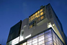 写真：コイズミ照明 株式会社